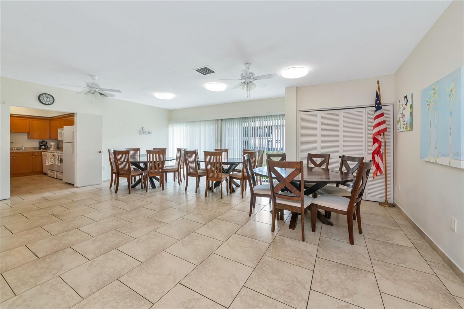 PINEWOOD VILLAGE V - Residential