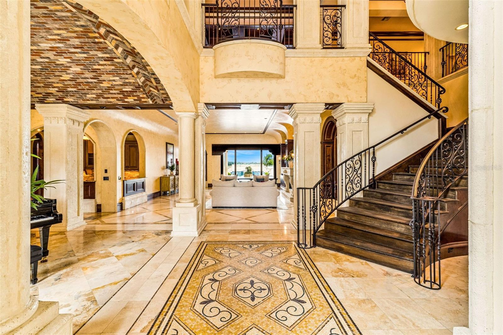 BELLA COLLINA SUB - Residential