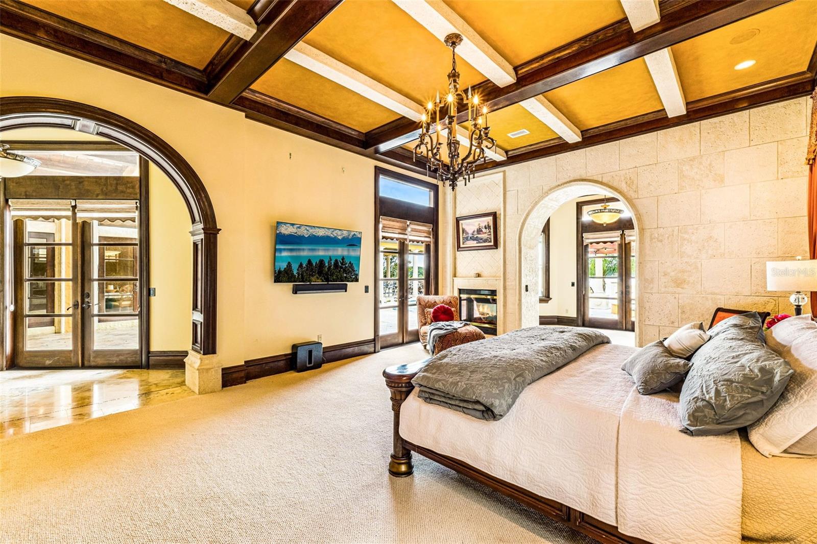 BELLA COLLINA SUB - Residential