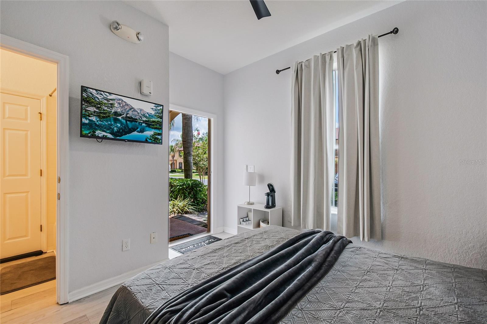REGAL PALMS AT HIGHLAND RESERVE PH 05 - Residential