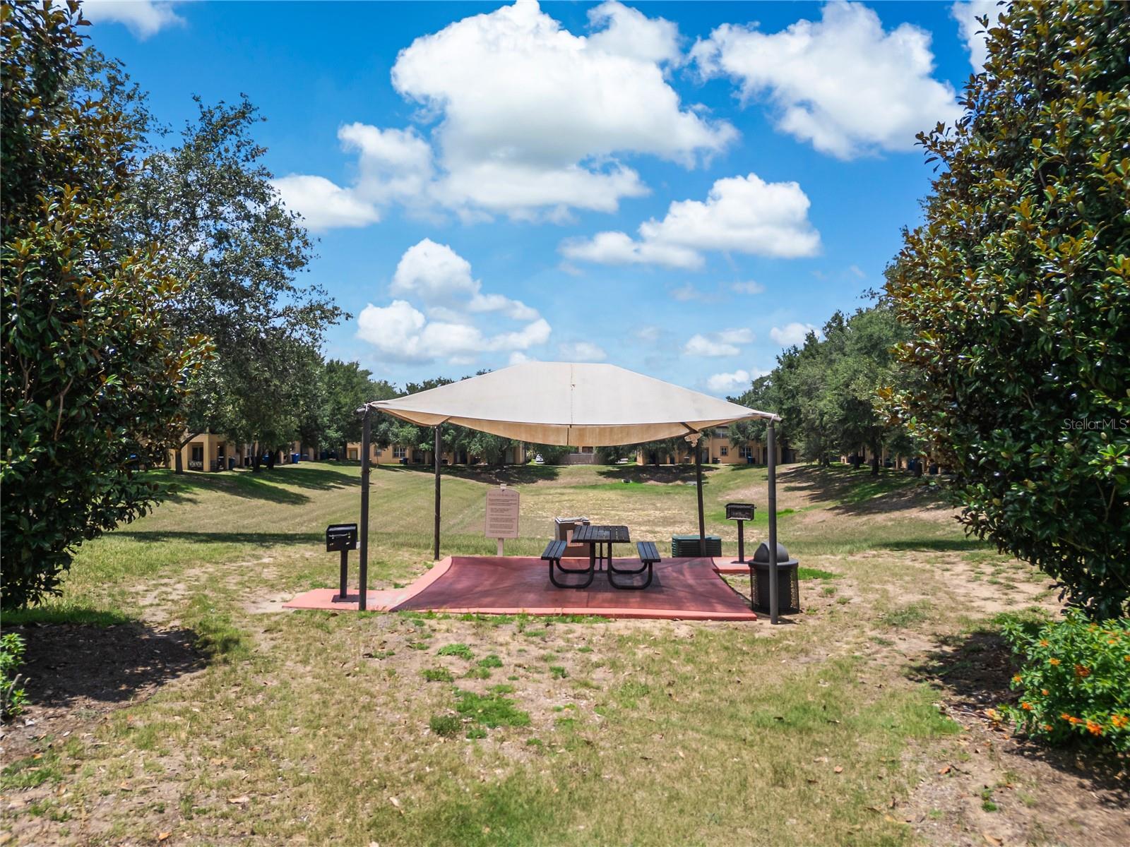 REGAL PALMS AT HIGHLAND RESERVE PH 05 - Residential