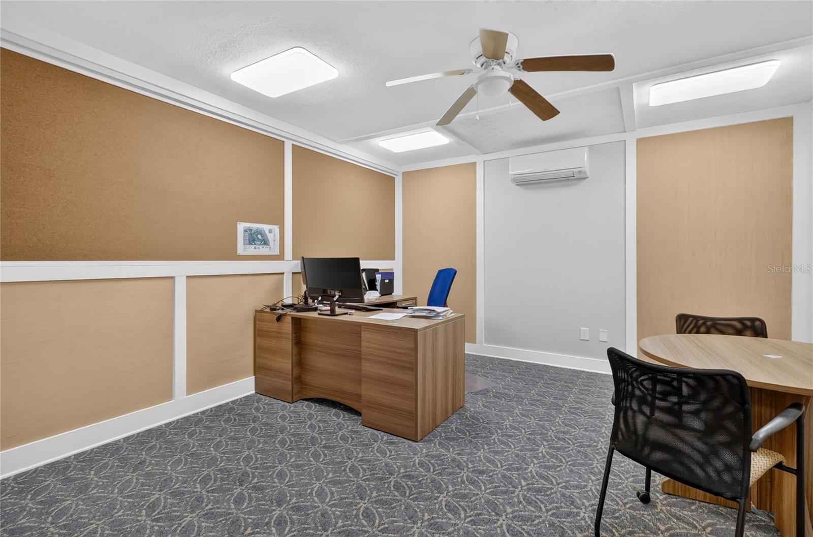 AUBURNDALE HEIGHTS - Commercial Sale