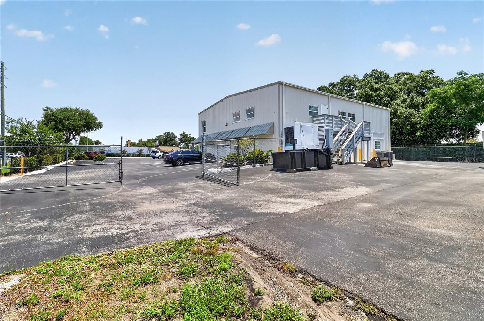 AUBURNDALE HEIGHTS - Commercial Sale