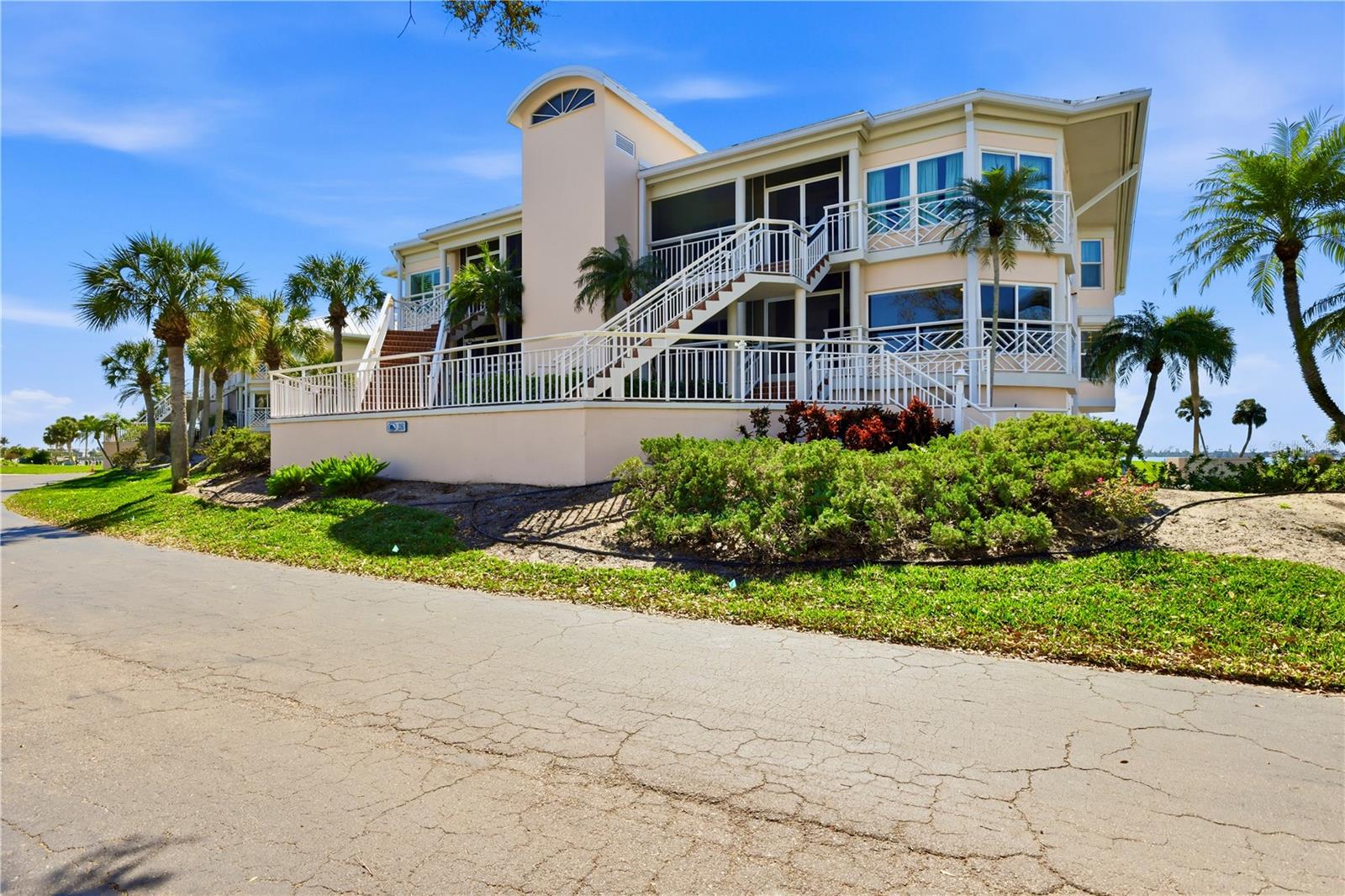 PLACIDA HARBOUR SEC 02 BLDG 26 - Residential