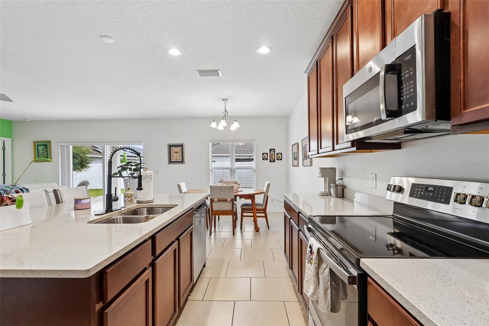 DAVENPORT ESTATES - Residential