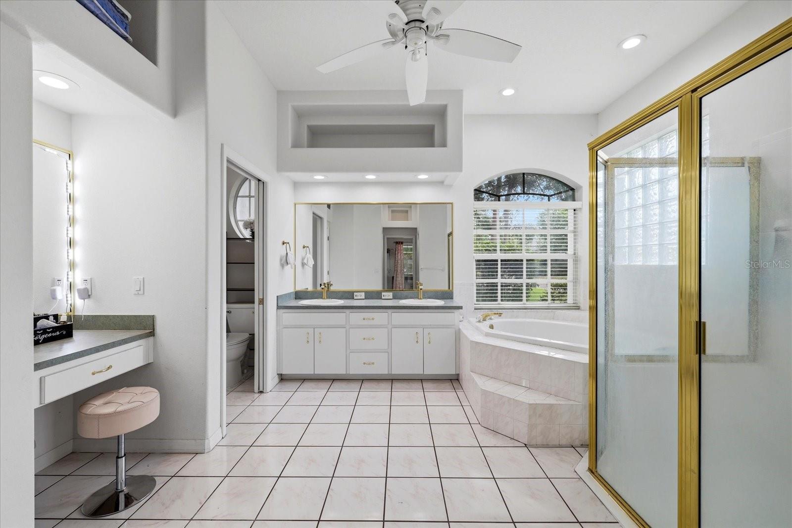 LONGWOOD PLACE - Residential