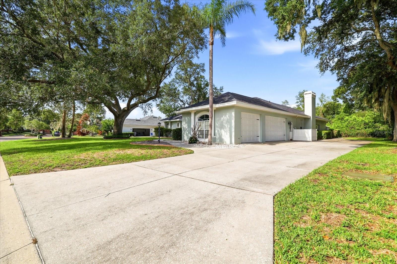 LONGWOOD PLACE - Residential
