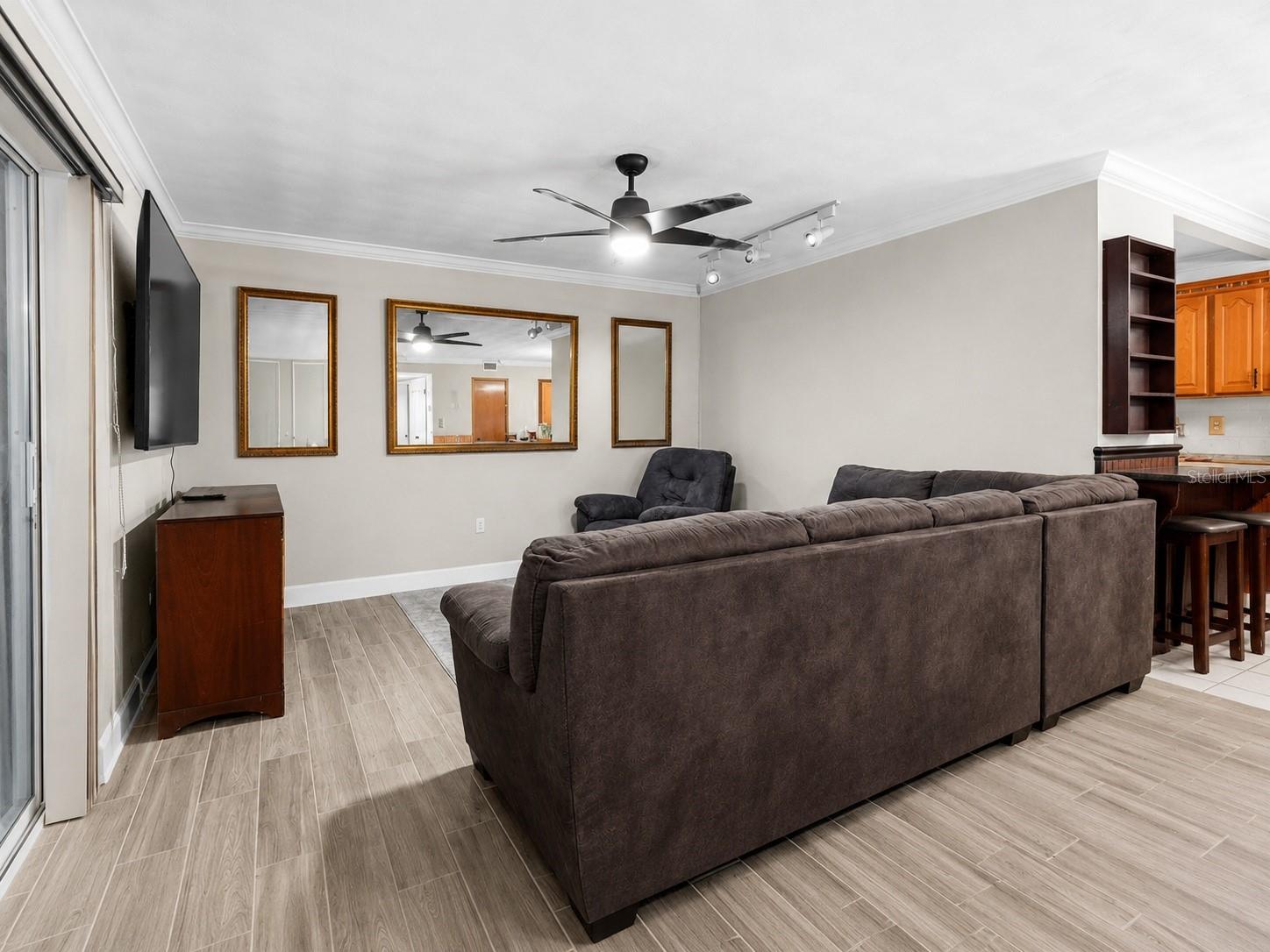 CAPE VISTA FIRST UNIT - Residential