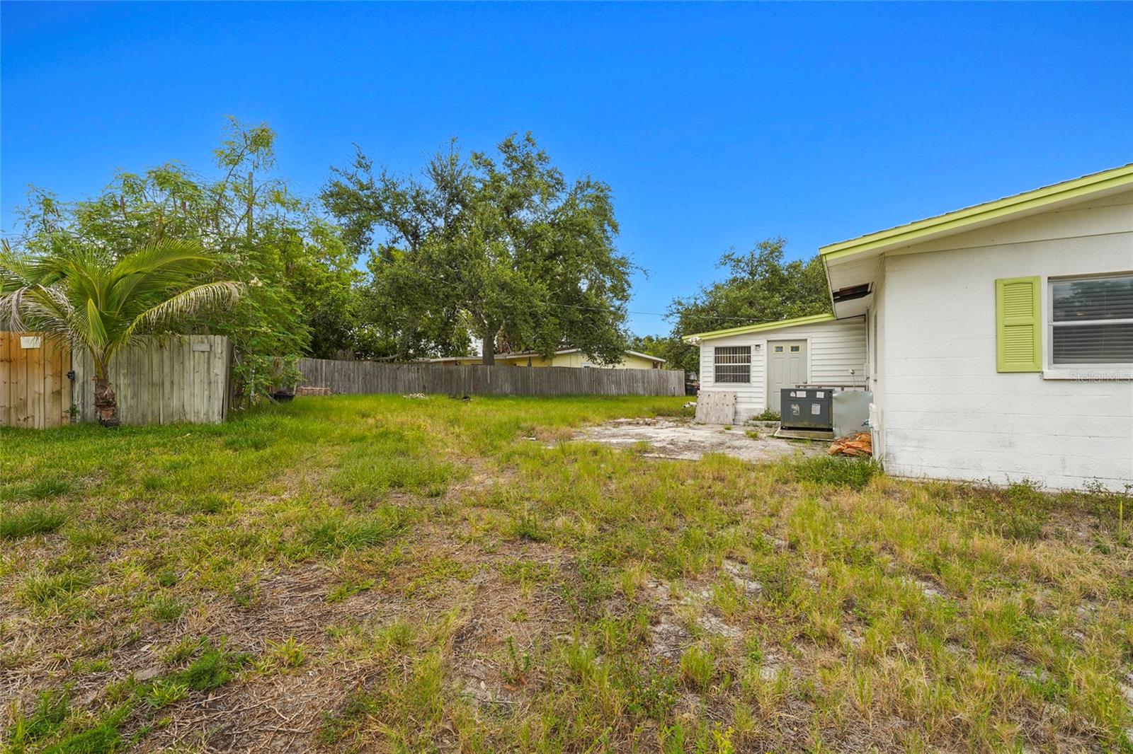 CAPE VISTA FIRST UNIT - Residential
