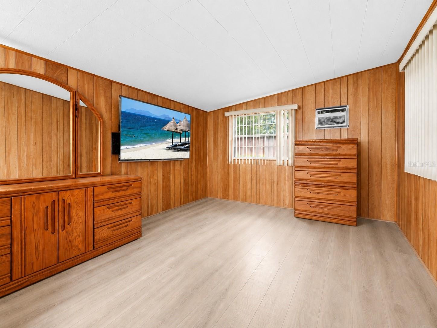 CAPE VISTA FIRST UNIT - Residential