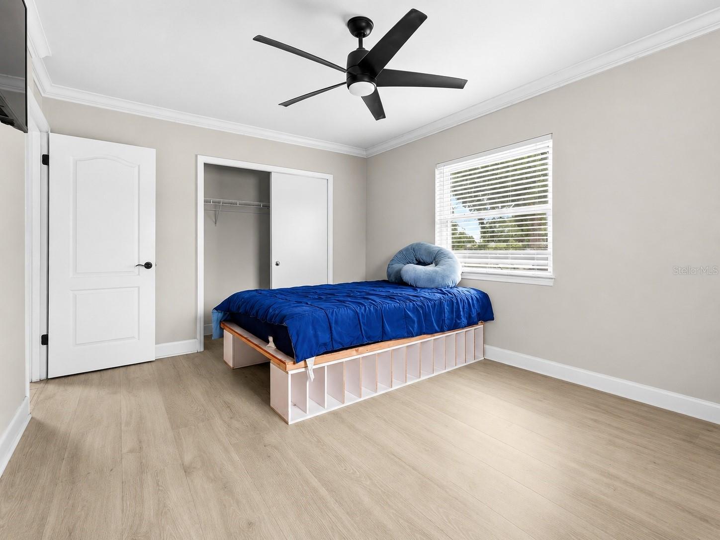 CAPE VISTA FIRST UNIT - Residential