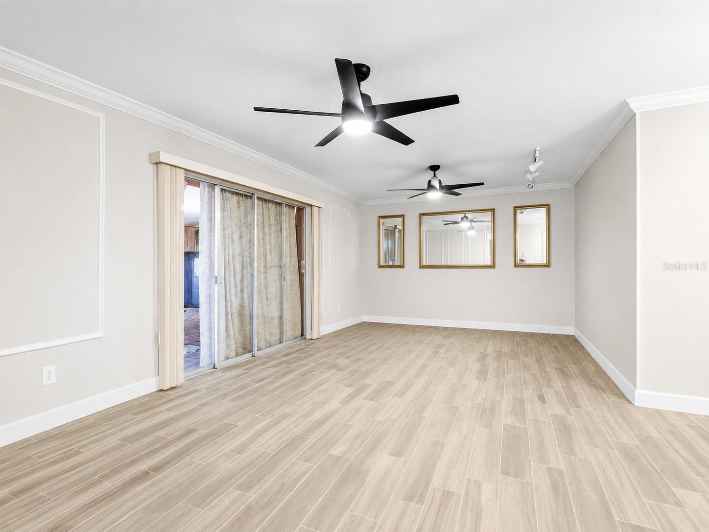 CAPE VISTA FIRST UNIT - Residential
