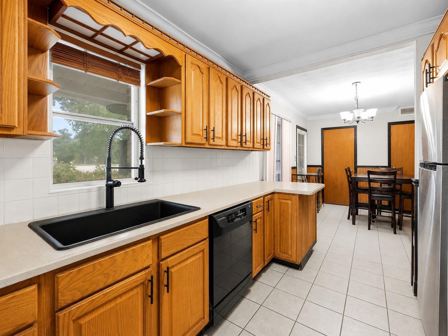 CAPE VISTA FIRST UNIT - Residential