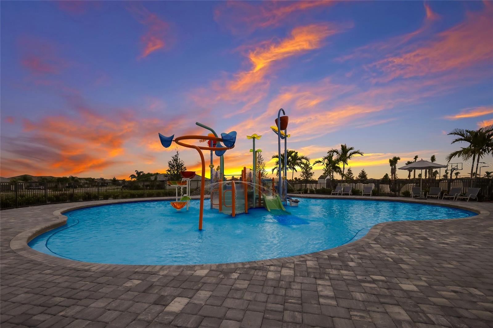 LORRAINE LAKES PH I - Residential