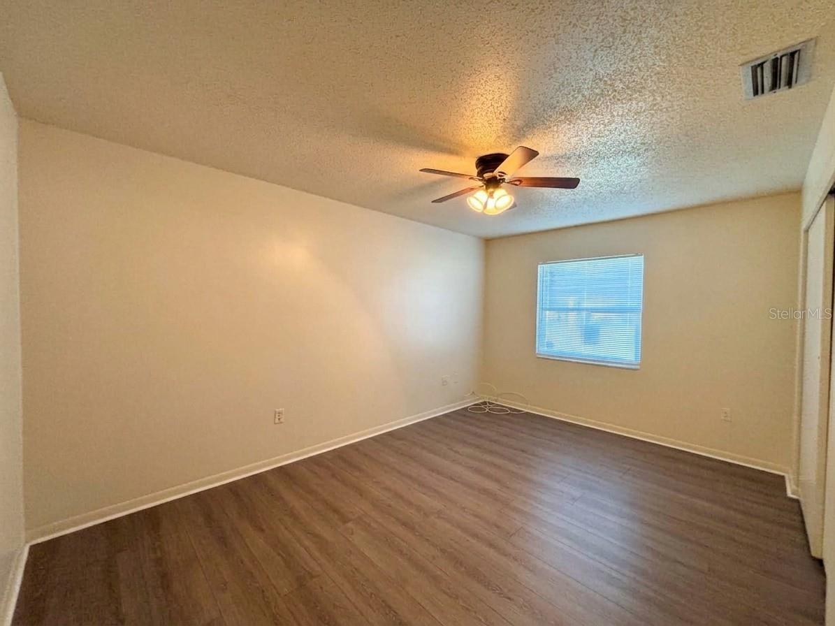 PINEWOOD PARK - Residential Lease