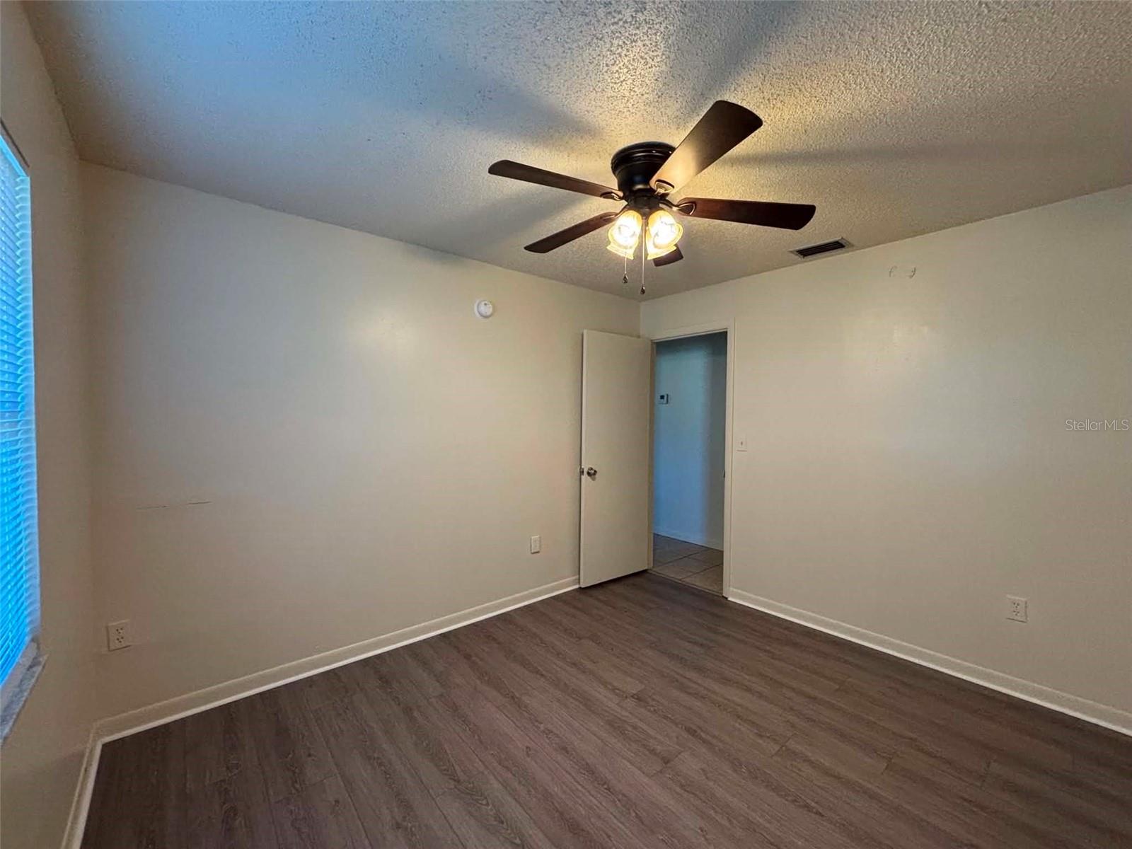 PINEWOOD PARK - Residential Lease