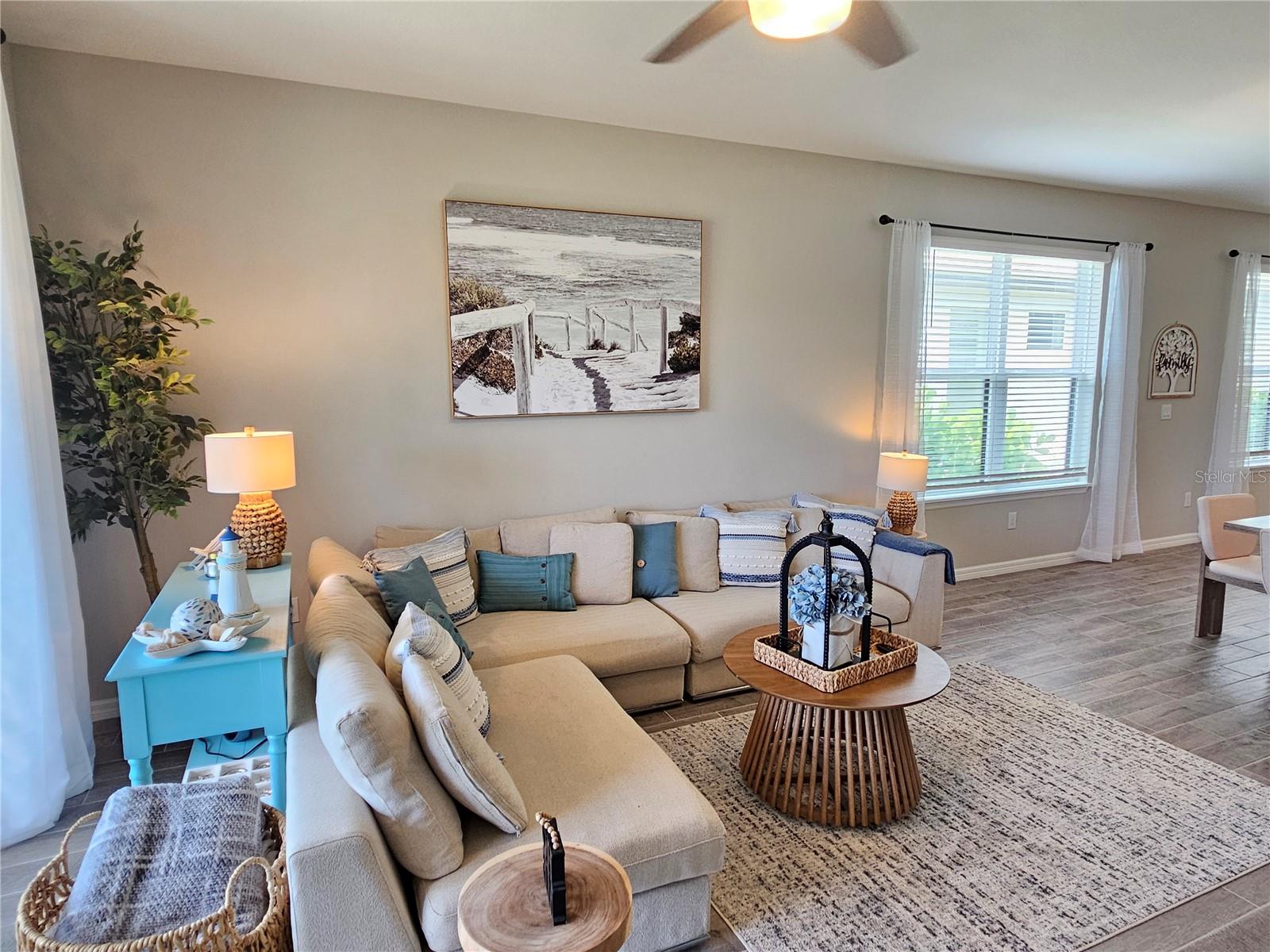 SORRENTO PH I - Residential Lease