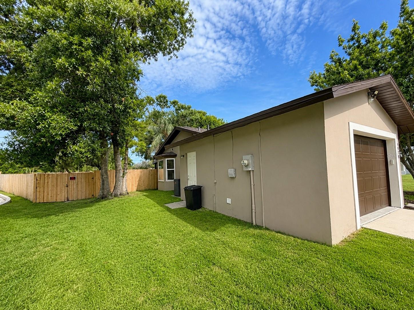 MAPLE RIDGE - Residential