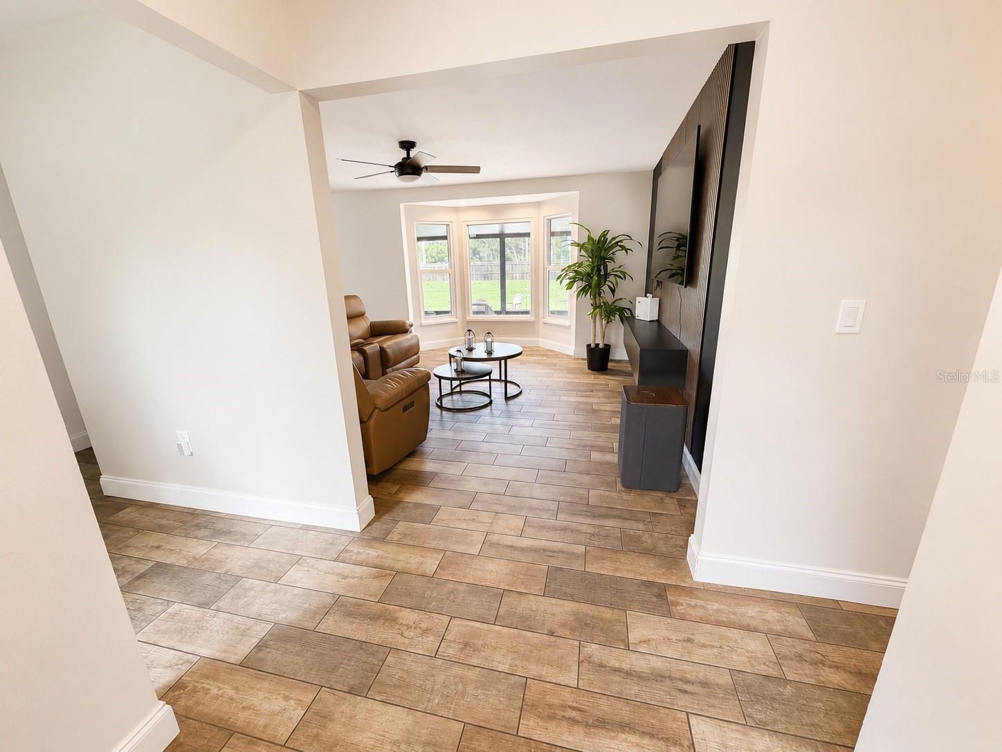 MAPLE RIDGE - Residential