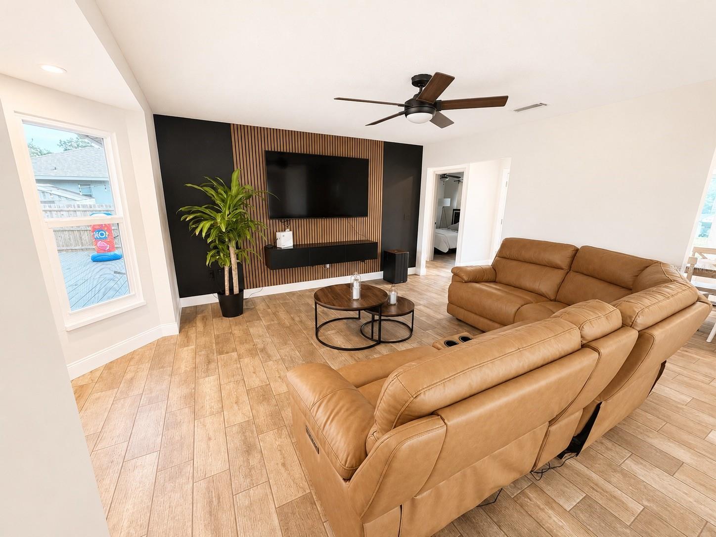 MAPLE RIDGE - Residential