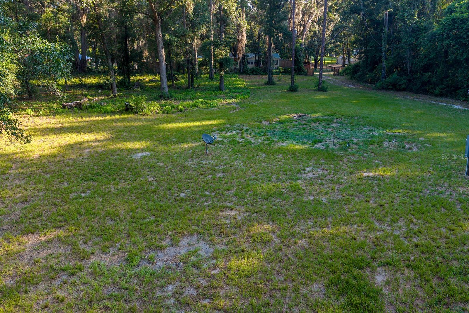OAKRIDGE ESTATE - Land