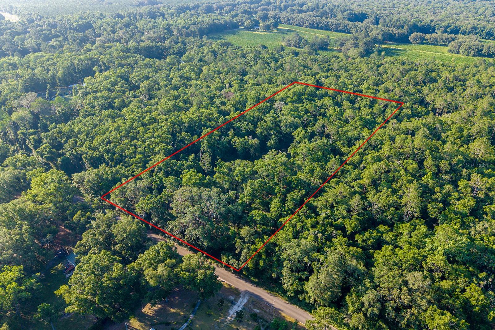 OAKRIDGE ESTATE - Land