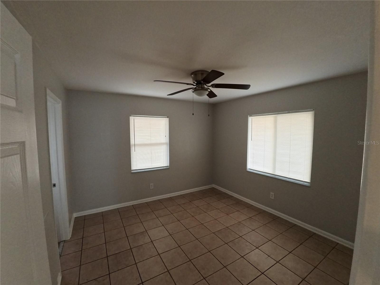 KINYONS H H ADD - Commercial Sale