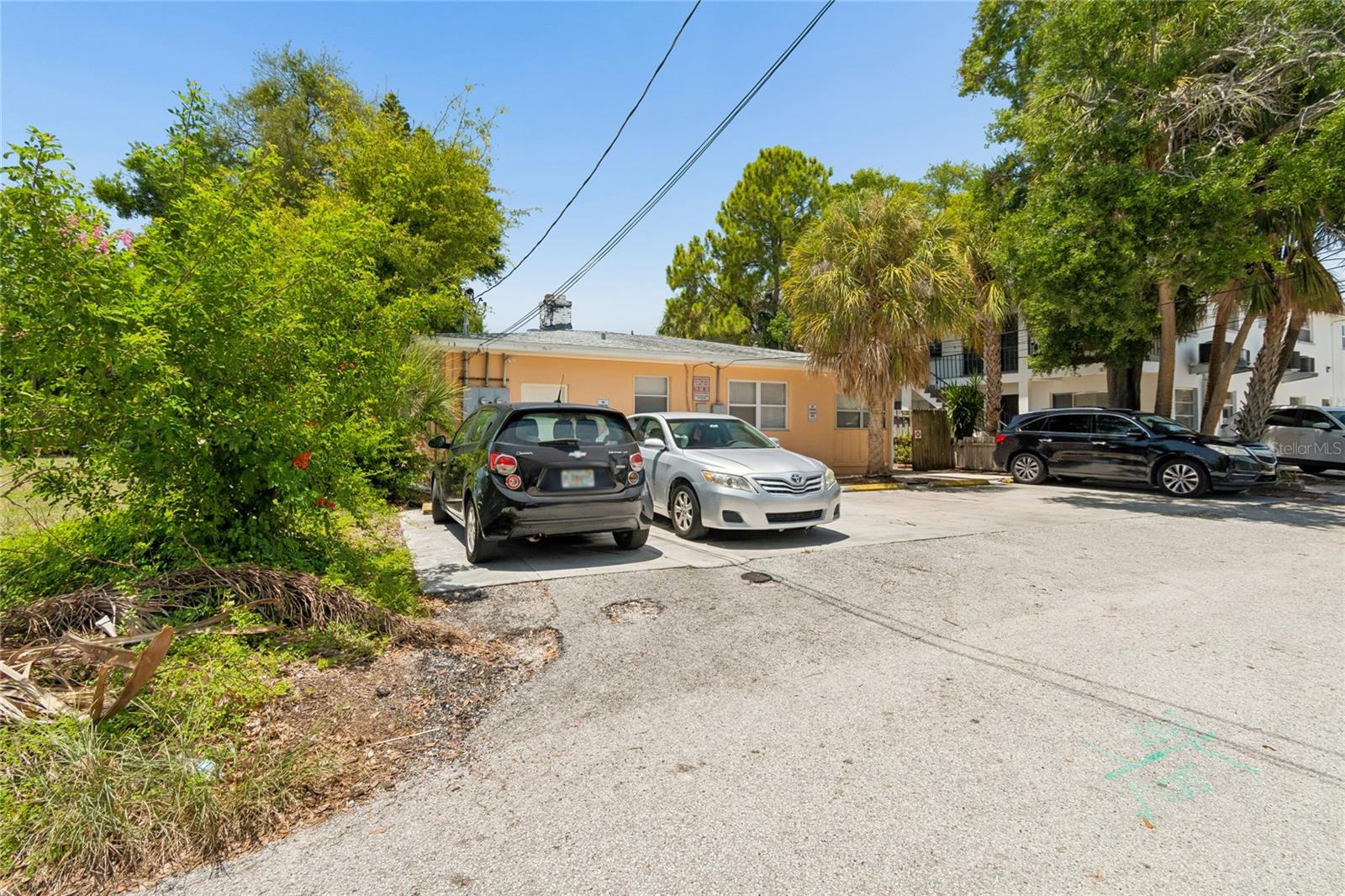 KINYONS H H ADD - Commercial Sale