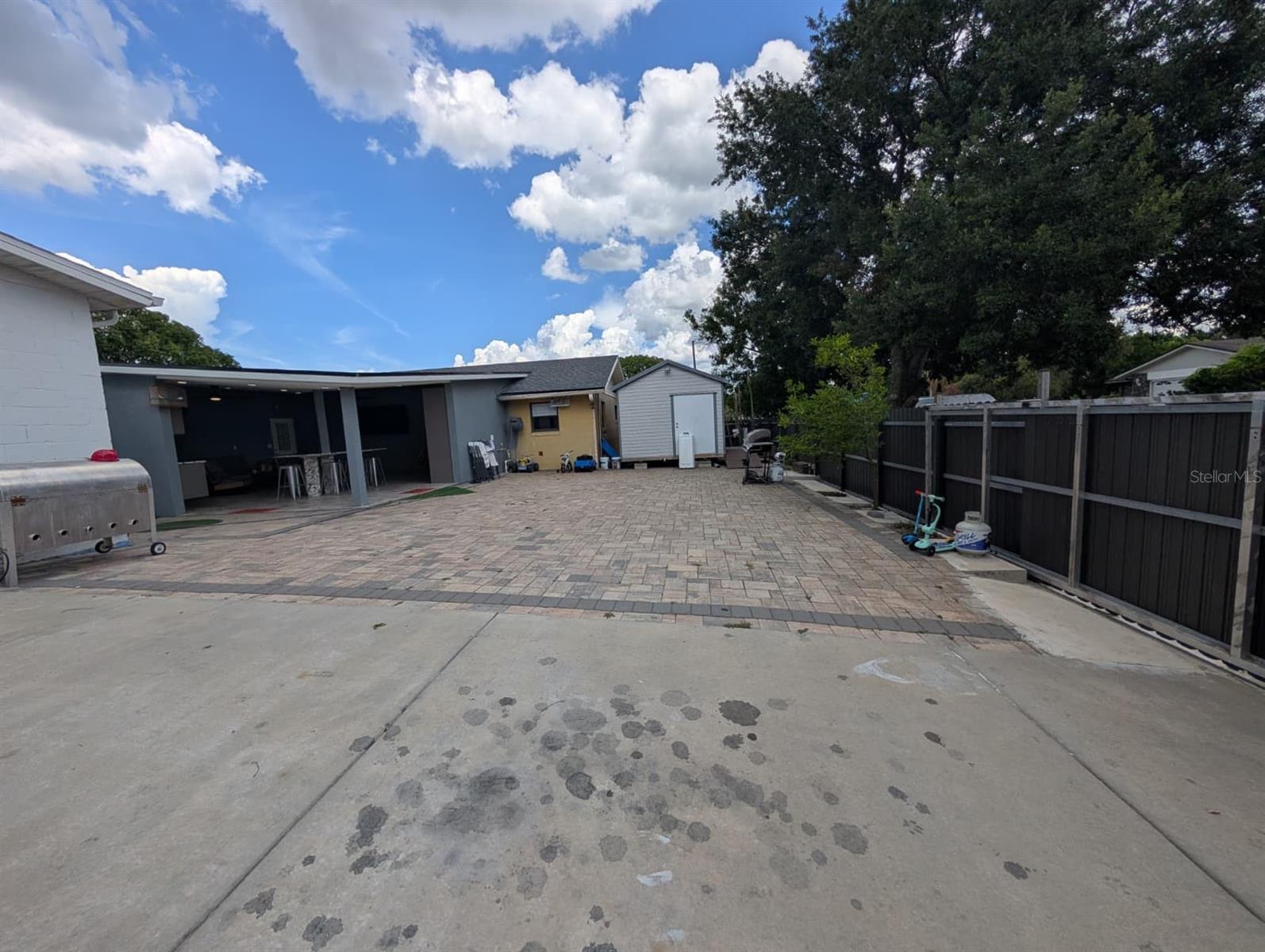 PARK MANOR ESTATES - Residential