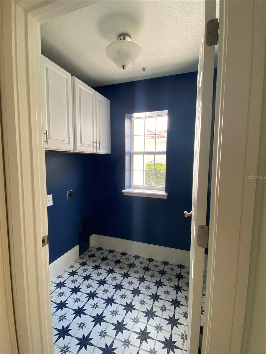 BALDWIN PARK 6 - Residential Lease