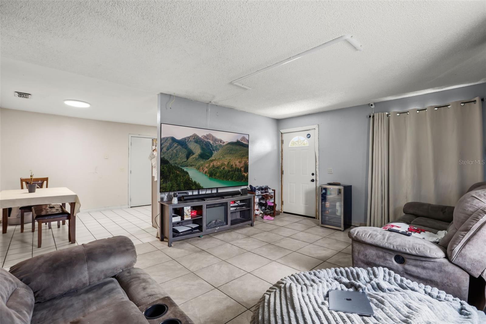 AVONDALE - Residential
