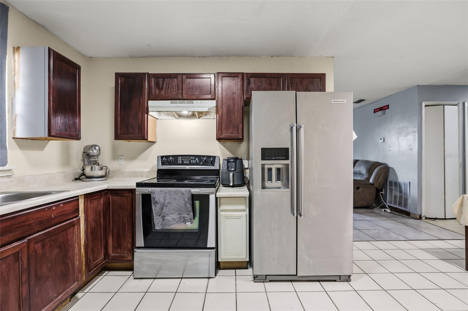 AVONDALE - Residential