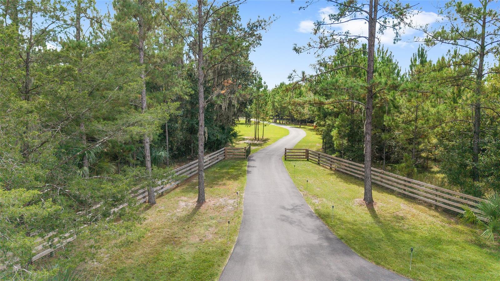 ROYAL OAKS FARMS - Residential