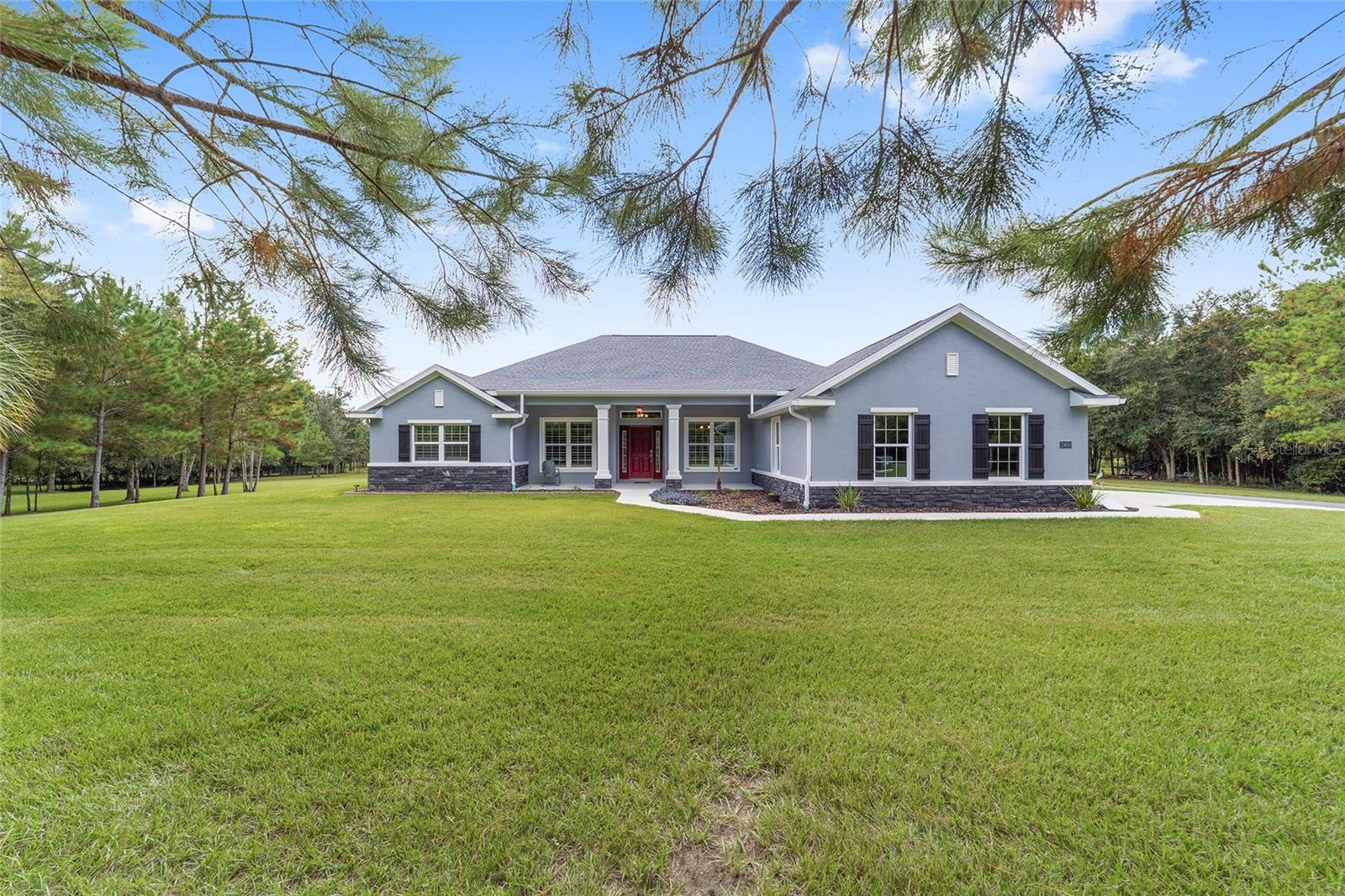ROYAL OAKS FARMS - Residential