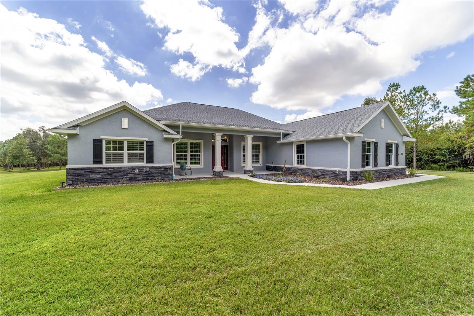 ROYAL OAKS FARMS - Residential