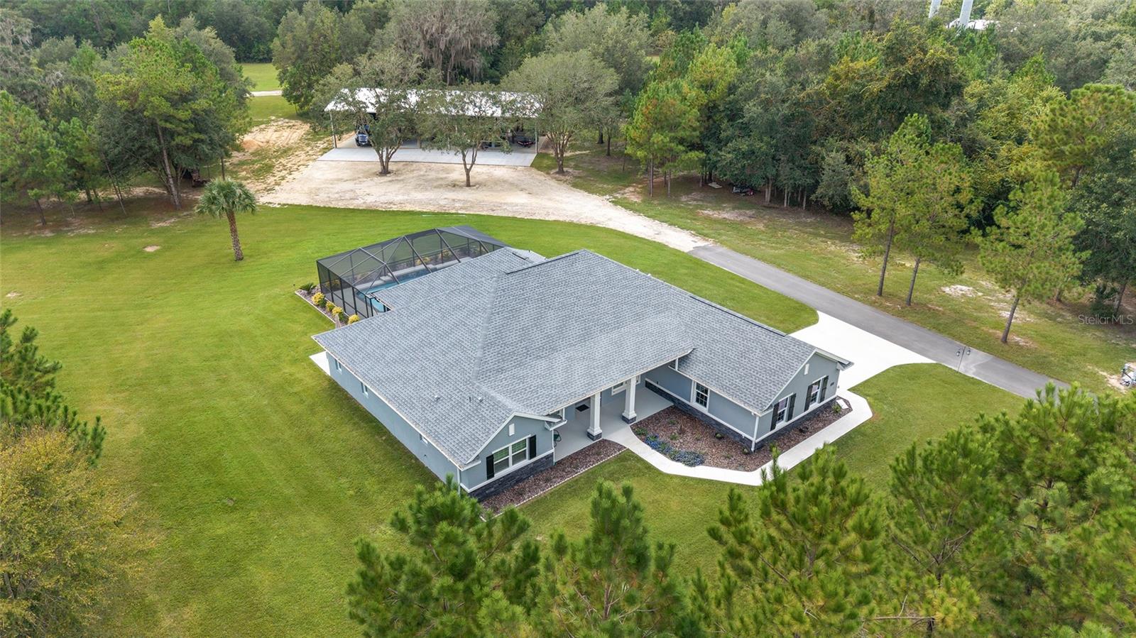 ROYAL OAKS FARMS - Residential