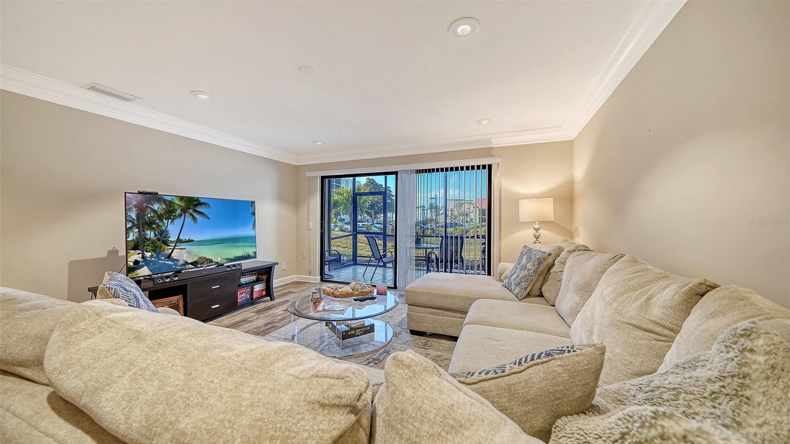 SEAPLACE I - Residential