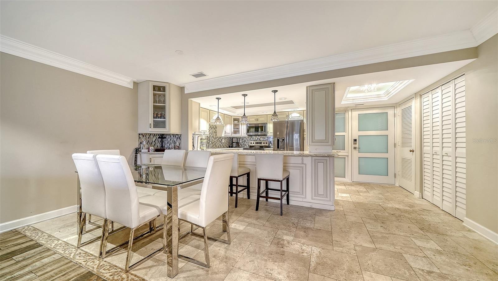 SEAPLACE I - Residential