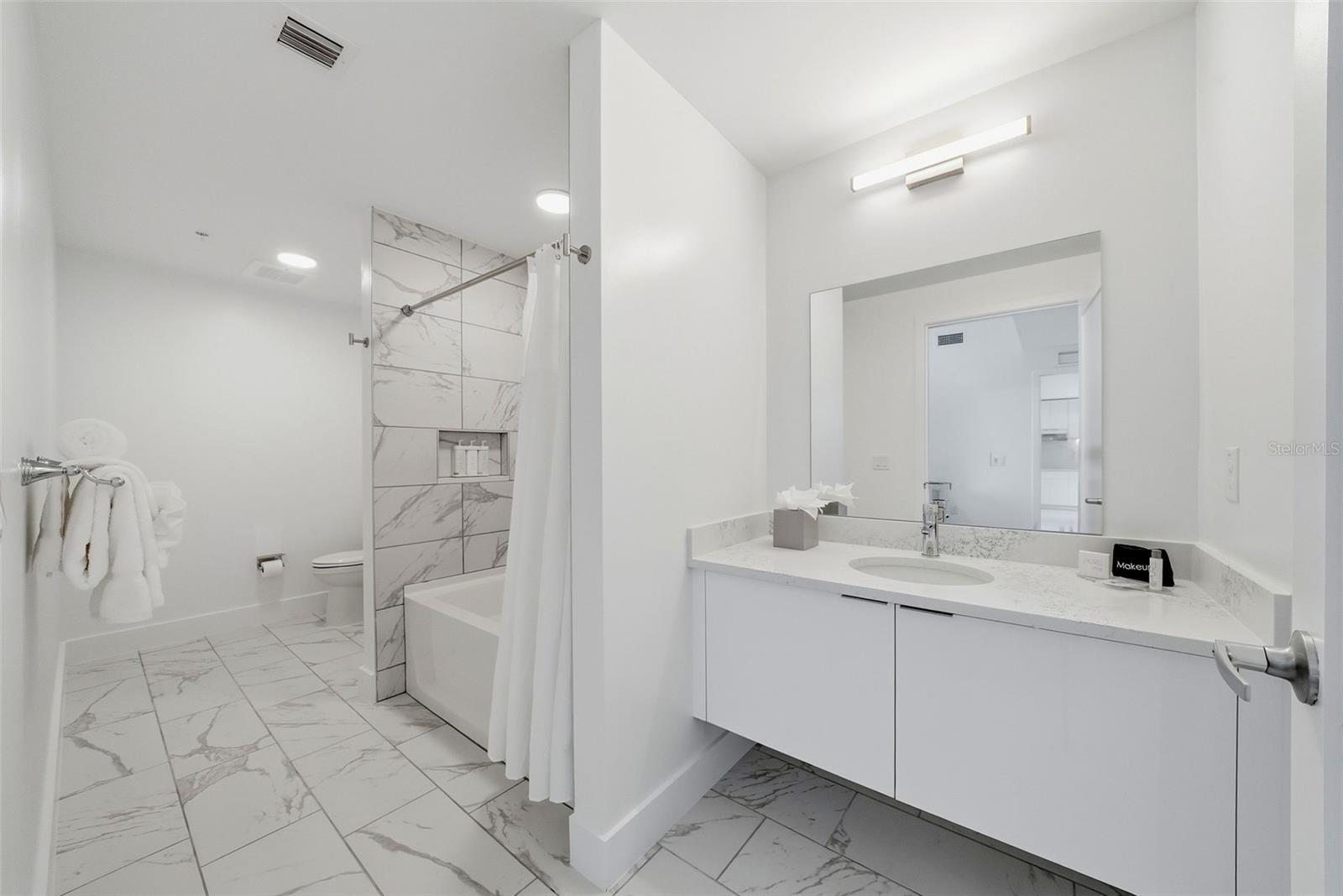 CW RESORT - Residential