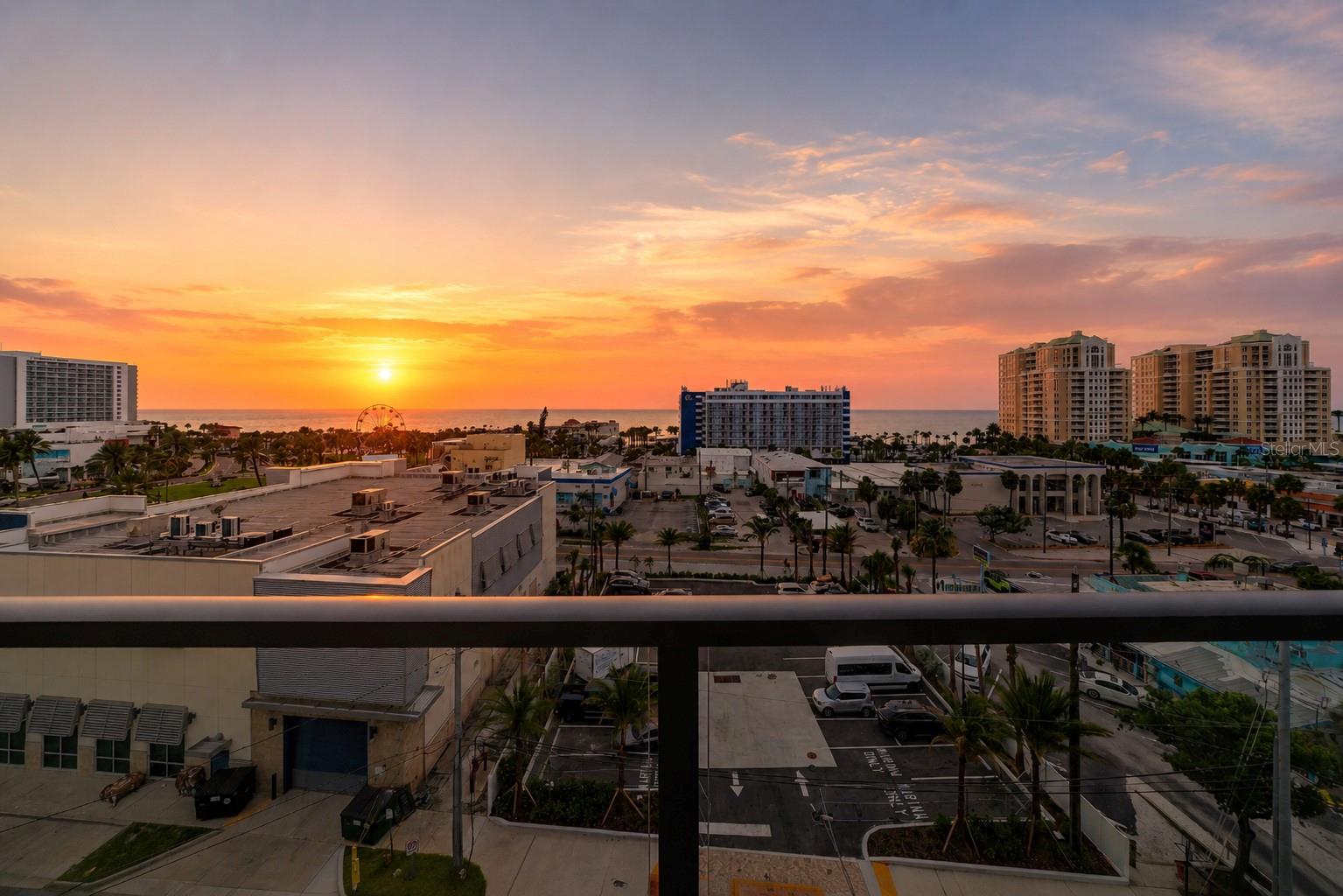 CW RESORT - Residential