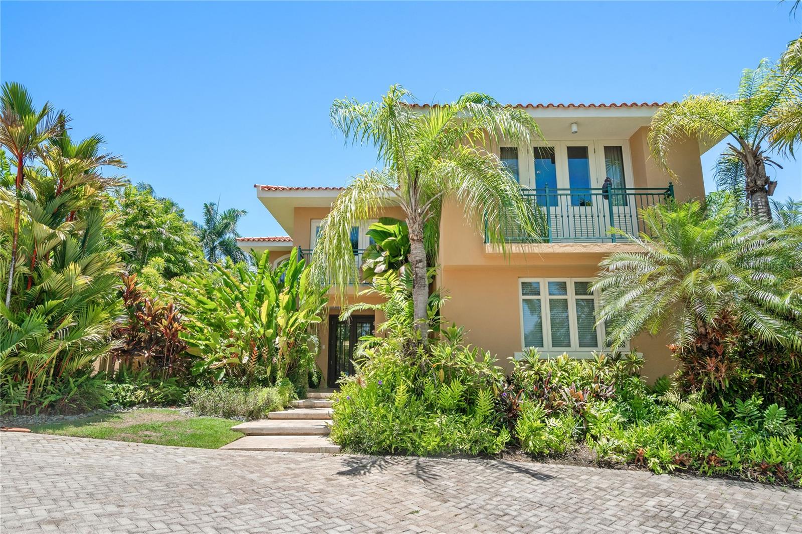 DORADO BEACH EAST - Residential