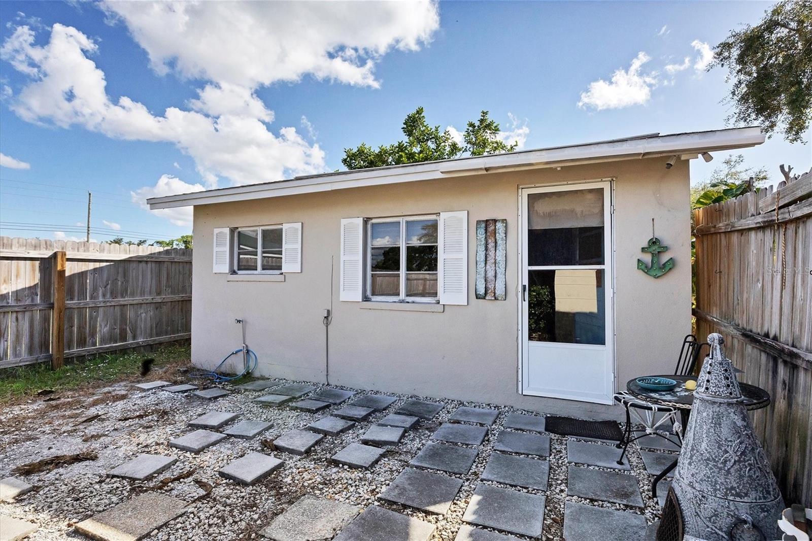 TYLER & DARLING ADD 01 - Residential Income