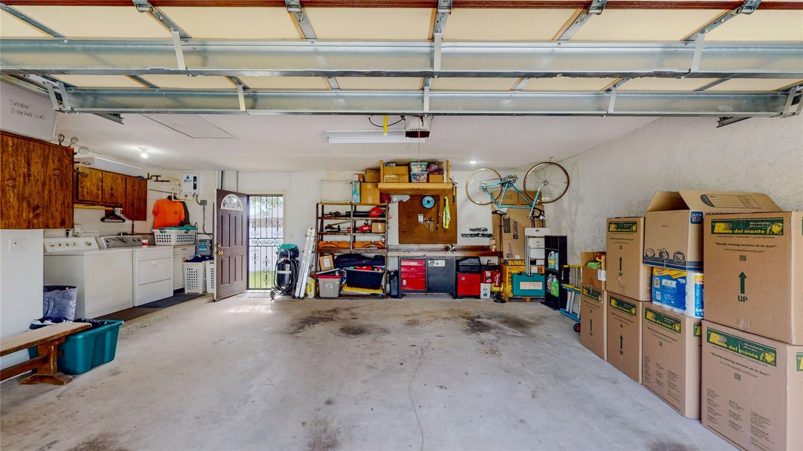 BONNIE BAY UNIT THREE PH TWO - Residential