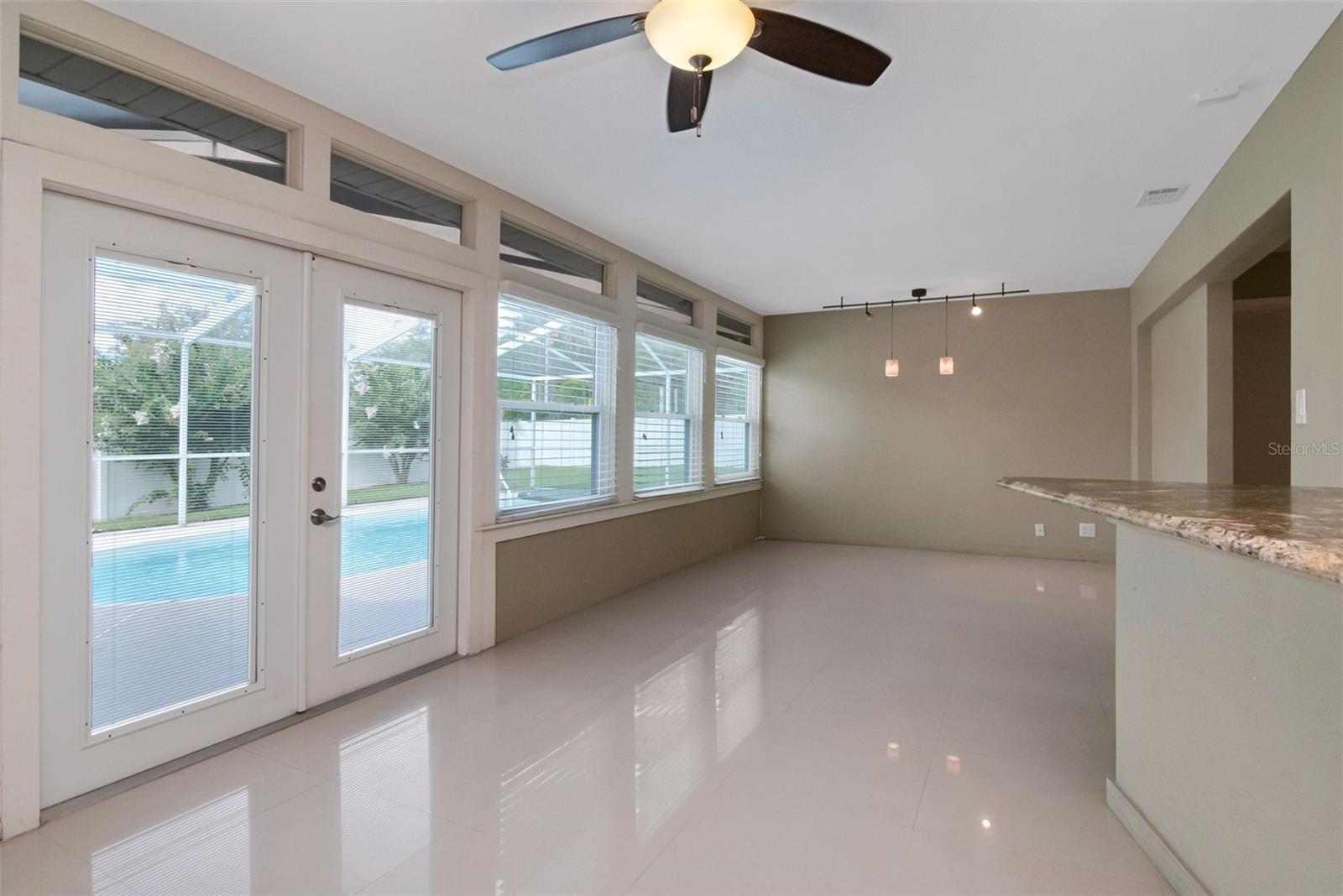 OAK PARK ESTATES - Residential