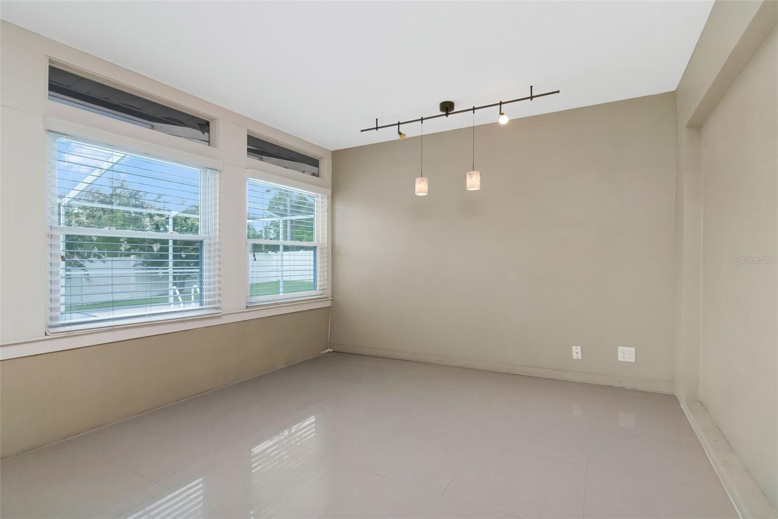 OAK PARK ESTATES - Residential