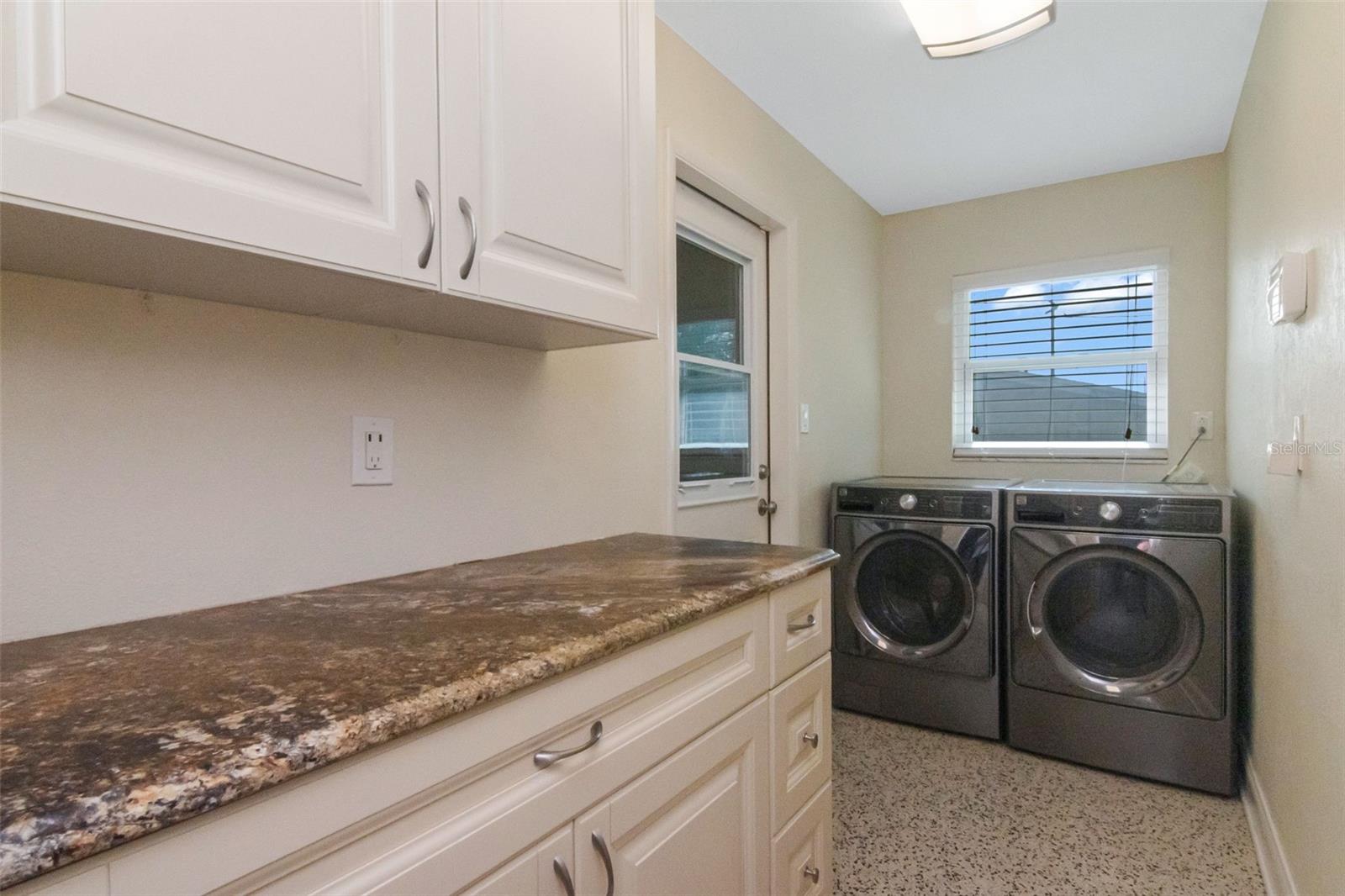 OAK PARK ESTATES - Residential