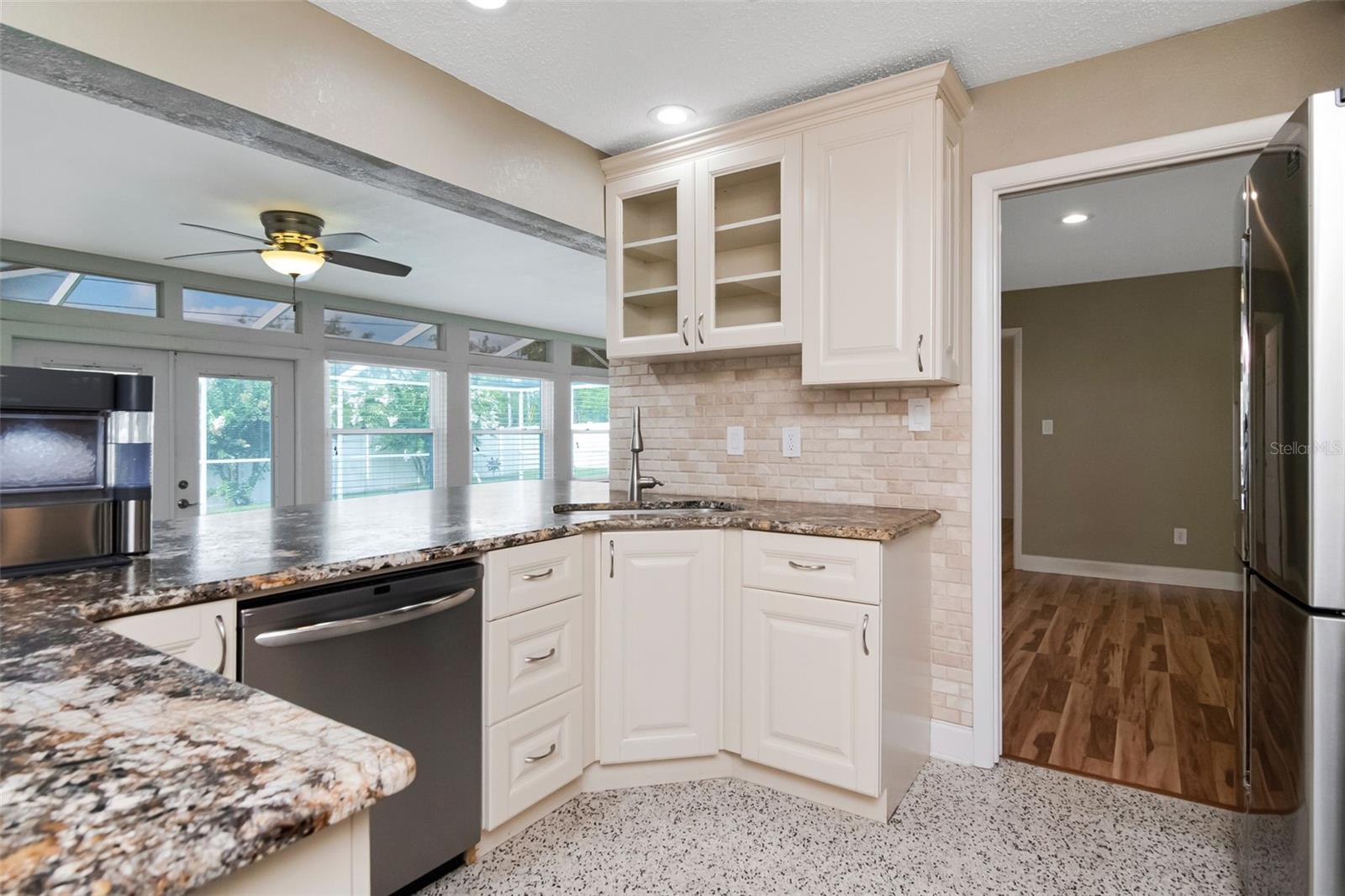 OAK PARK ESTATES - Residential