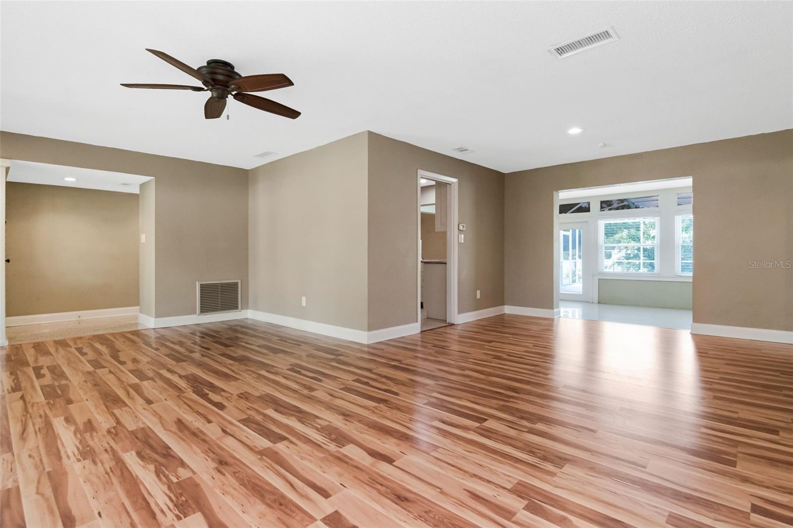 OAK PARK ESTATES - Residential