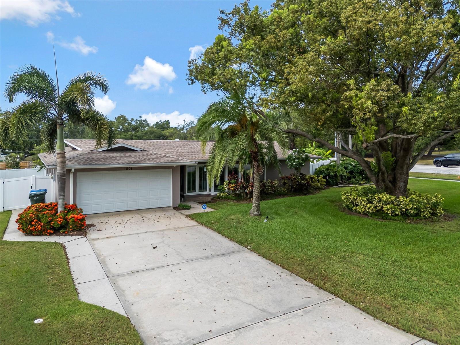 OAK PARK ESTATES - Residential