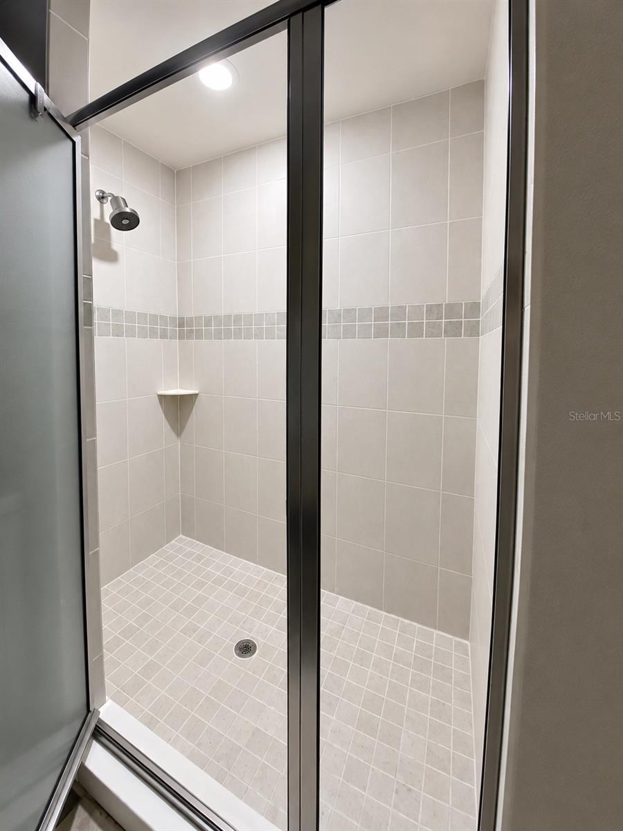 LAKES TR 5 - Residential
